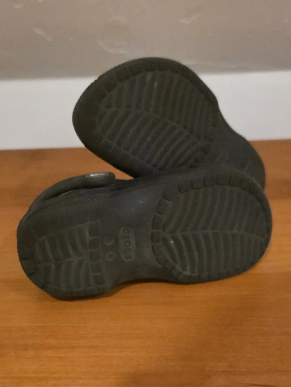 CROCS Classic Clogs Black Size Toddler C8